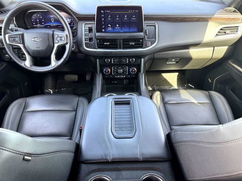 Used 2022 Chevrolet Tahoe Z71 w/ Luxury Package image 23