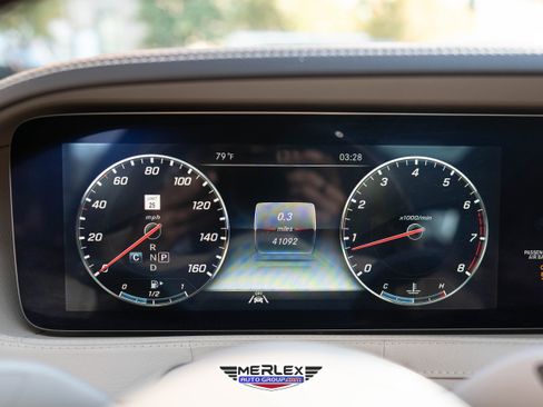 Used 2020 Mercedes-Benz S 560 4MATIC Sedan w/ Premium Package image 30