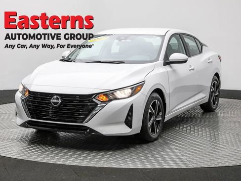 Used 2024 Nissan Sentra SV image 1
