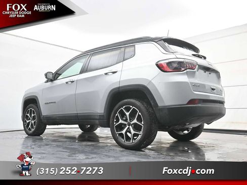 New 2026 Jeep Compass Limited image 20