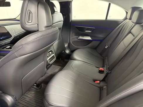Used 2024 Mercedes-Benz E 350 4MATIC Sedan image 14