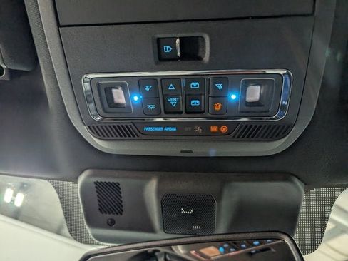 Used 2024 Ford F250 Platinum w/ Tremor Off-Road Package image 30