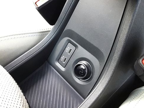 New 2026 MINI Cooper 2-Door Hardtop image 13