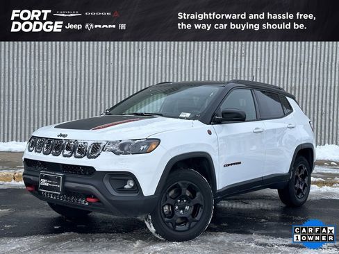 Used 2023 Jeep Compass Trailhawk image 1