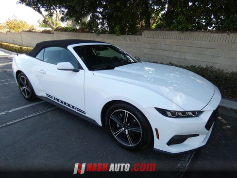 Used 2024 Ford Mustang Convertible RWD image 66