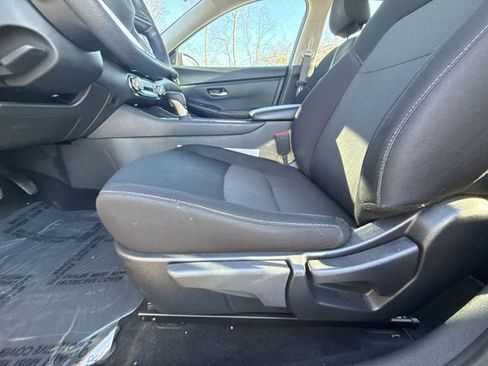 Certified 2024 Nissan Sentra SV image 12