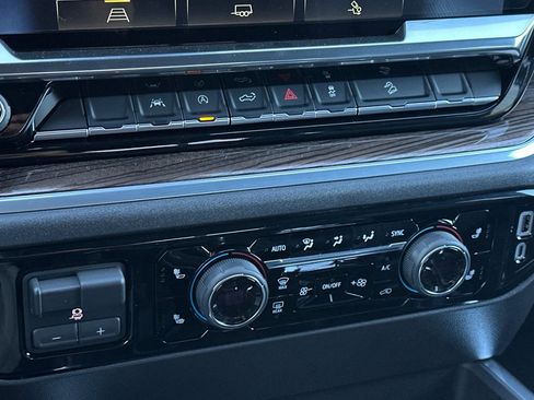 New 2026 Chevrolet Silverado 1500 LT Trail Boss w/ Convenience Package II image 20