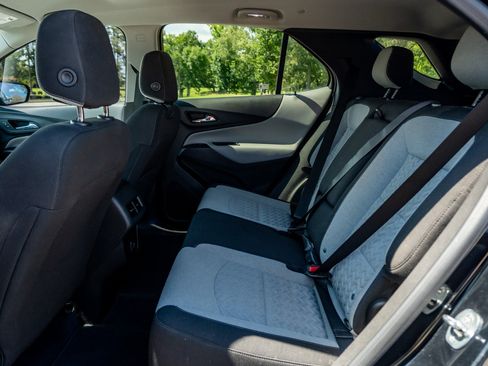 Used 2022 Chevrolet Equinox LT FWD image 14