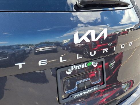 Used 2025 Kia Telluride EX FWD image 30