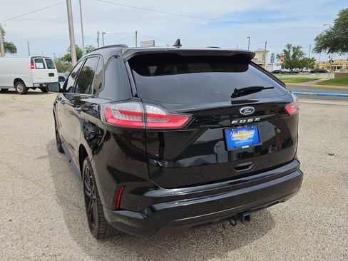 Used 2022 Ford Edge ST-Line w/ Class II Trailer Tow Package AWD/4WD image 6