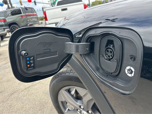 Used 2023 Ford Mustang Mach-E Select image 40