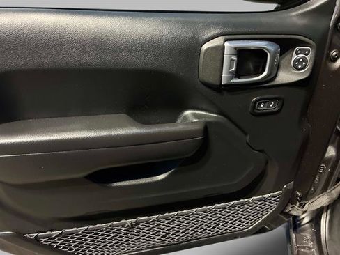 Used 2019 Jeep Wrangler Unlimited Sport S image 18