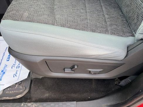 Used 2016 RAM 1500 Big Horn image 18