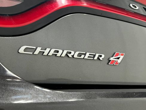 Used 2022 Dodge Charger SXT AWD/4WD image 40