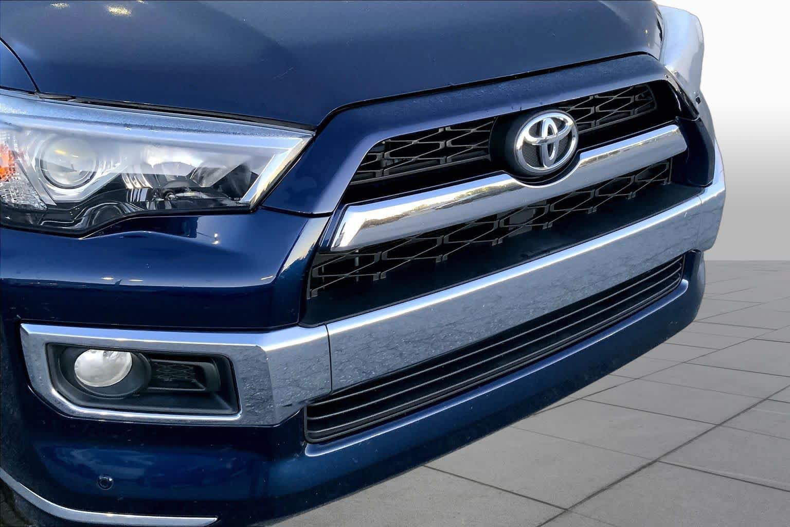 Used 2015 Toyota 4Runner Limited RWD image 27