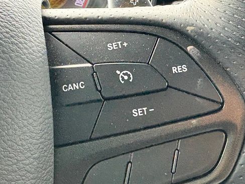 Used 2021 Dodge Challenger R/T Scat Pack RWD image 16