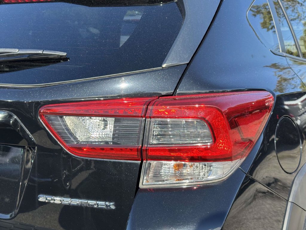 Used 2021 Subaru Crosstrek 2.0i Premium w/ Moonroof Package AWD/4WD image 11