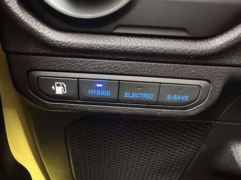 Used 2024 Jeep Wrangler Unlimited AWD/4WD image 15