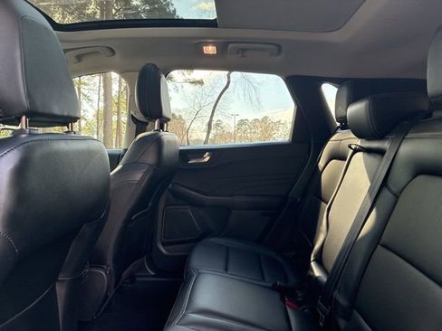 Used 2022 Ford Escape SEL image 22