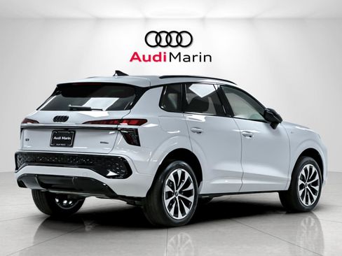 New 2026 Audi Q3 quattro 2.0T AWD/4WD image 5