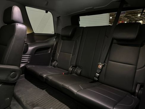 Used 2019 GMC Yukon SLT w/ Graphite Performance Edition RWD image 55