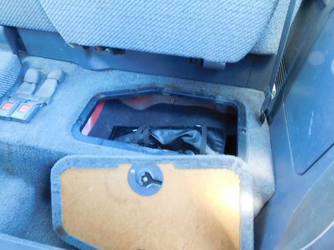 Used 1994 Toyota Pickup DX image 23