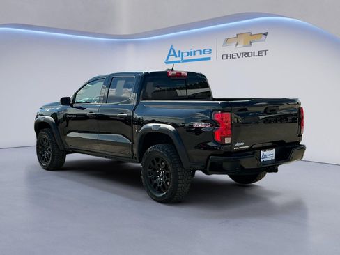 Used 2024 Chevrolet Colorado Trail Boss w/ Advanced Trailering Package AWD/4WD image 3
