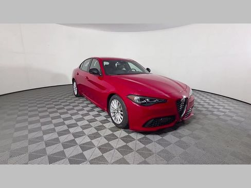 Used 2024 Alfa Romeo Giulia Sprint RWD image 53
