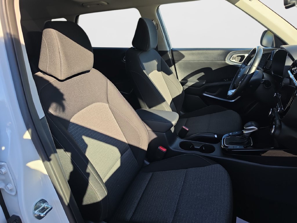 Used 2024 Kia Soul EX FWD image 33