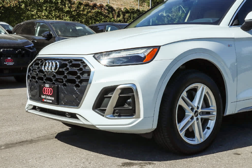 Used 2021 Audi Q5 e Premium Plus AWD/4WD image 7