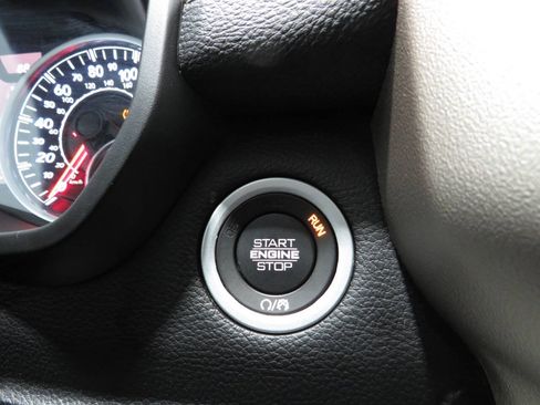 Used 2020 RAM 1500 Laramie AWD/4WD image 27