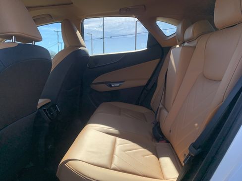 Used 2025 Lexus NX 450h+ AWD w/ Luxury Package image 32