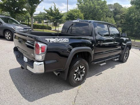 Used 2020 Toyota Tacoma TRD Off-Road AWD/4WD image 7