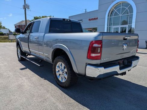 Used 2022 RAM 3500 Limited w/ Towing Technology Group AWD/4WD image 6