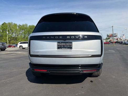 Used 2025 Land Rover Range Rover SE AWD/4WD image 28