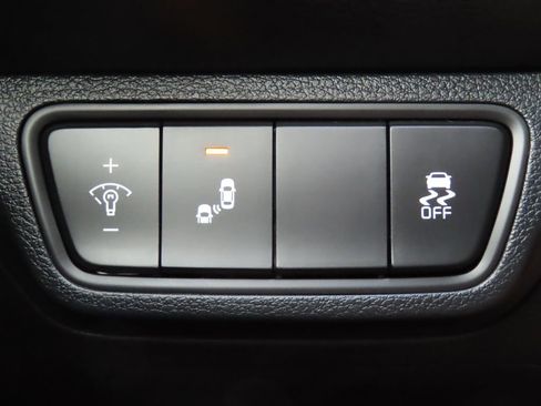 Certified 2024 Kia Forte GT-Line FWD image 11