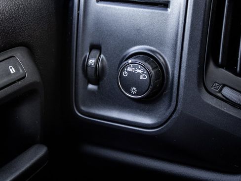 Used 2016 Chevrolet Silverado 1500 W/T w/ Trailering Package image 26