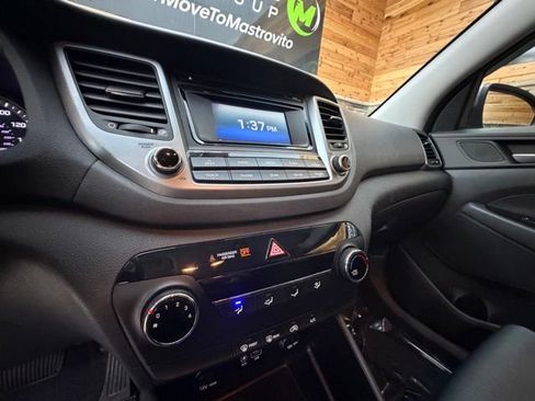 Used 2018 Hyundai Tucson SE AWD/4WD image 21