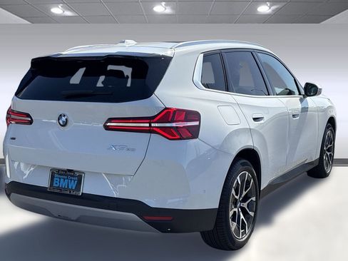 Used 2025 BMW X3 xDrive30i w/ Premium Package image 3