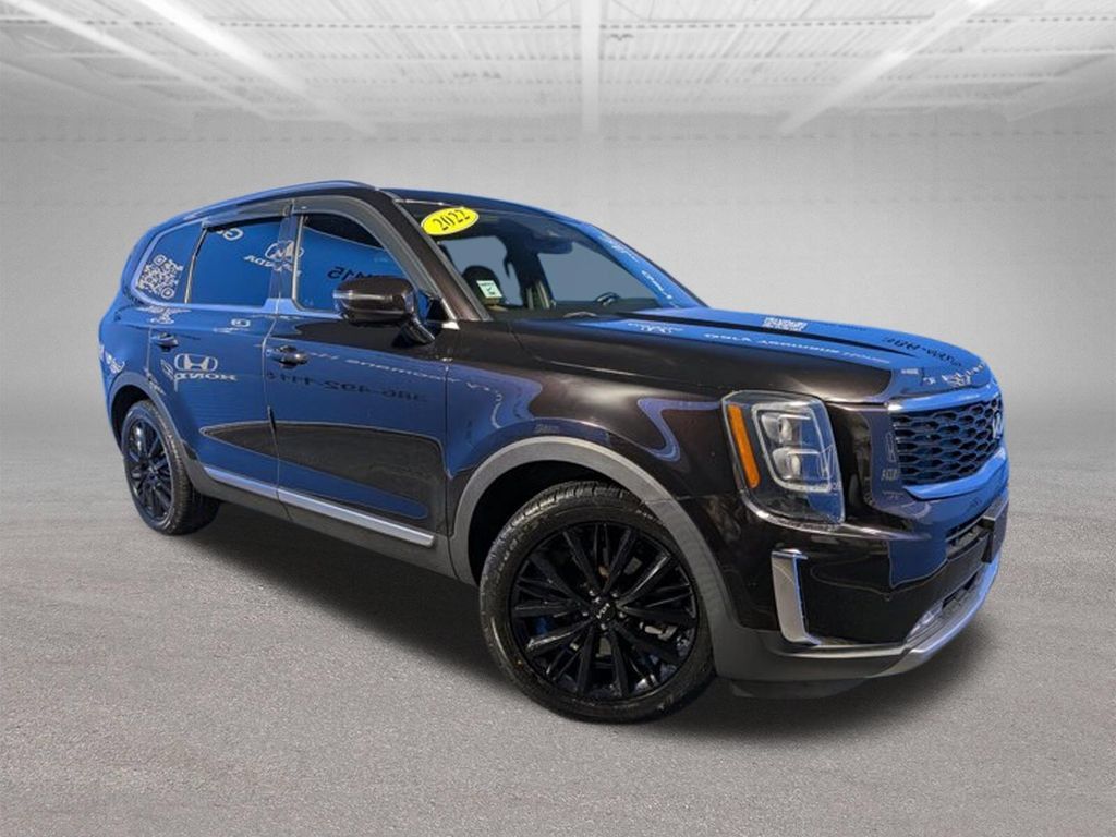 Used 2022 Kia Telluride SX w/ SX Prestige Package AWD/4WD image 3