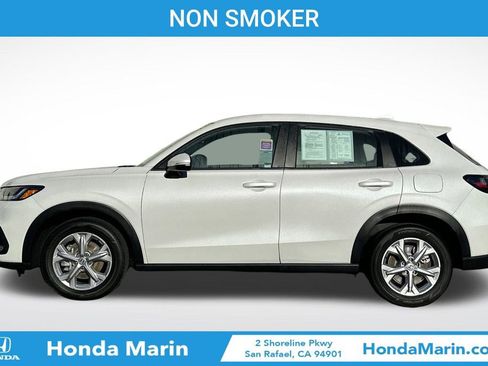 Certified 2025 Honda HR-V LX image 9