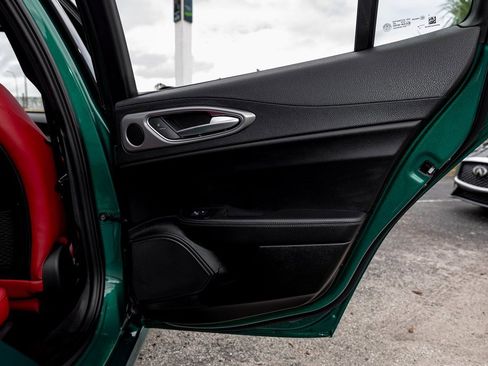 New 2025 Alfa Romeo Giulia w/ Veloce Package Rwd image 33