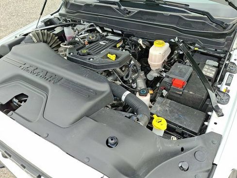 Used 2025 RAM 5500 Tradesman image 32