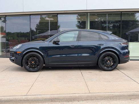New 2026 Porsche Cayenne Coupe AWD/4WD image 2