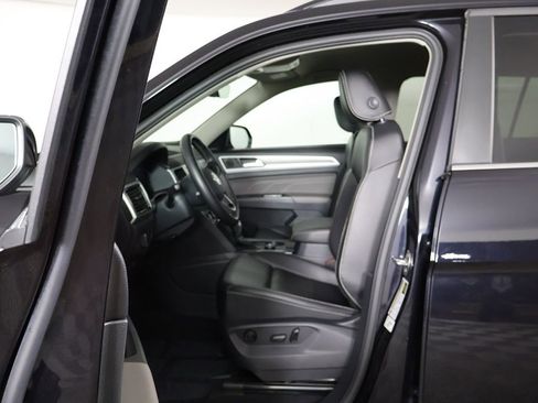 Used 2023 Volkswagen Atlas SE w/ Black Wheel Package AWD/4WD image 27