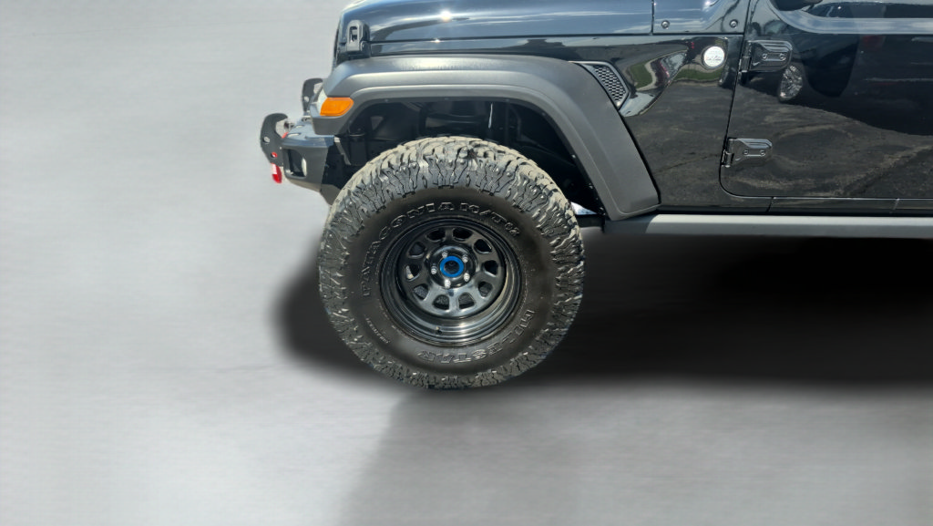 Used 2020 Jeep Gladiator Sport w/ Quick Order Package 24S AWD/4WD image 30