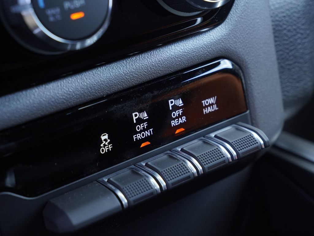 New 2026 RAM 1500 Big Horn AWD/4WD image 23