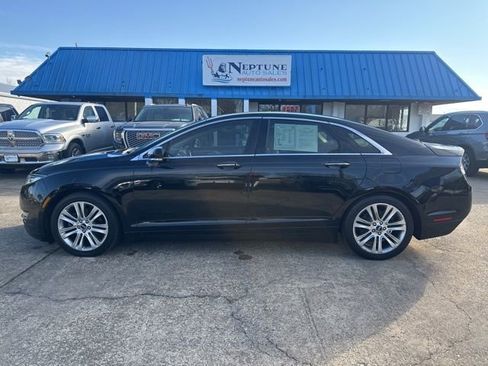 Used 2016 Lincoln MKZ AWD w/ Equipment Group 300A Reserve image 8