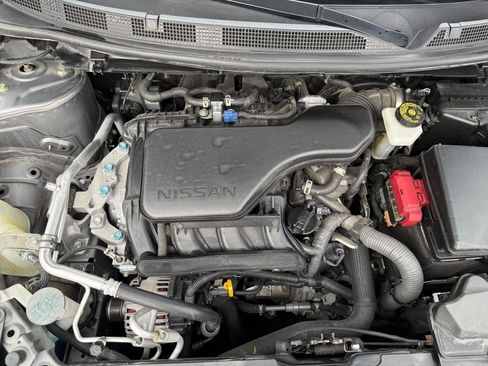 Used 2022 Nissan Rogue Sport SV FWD image 28