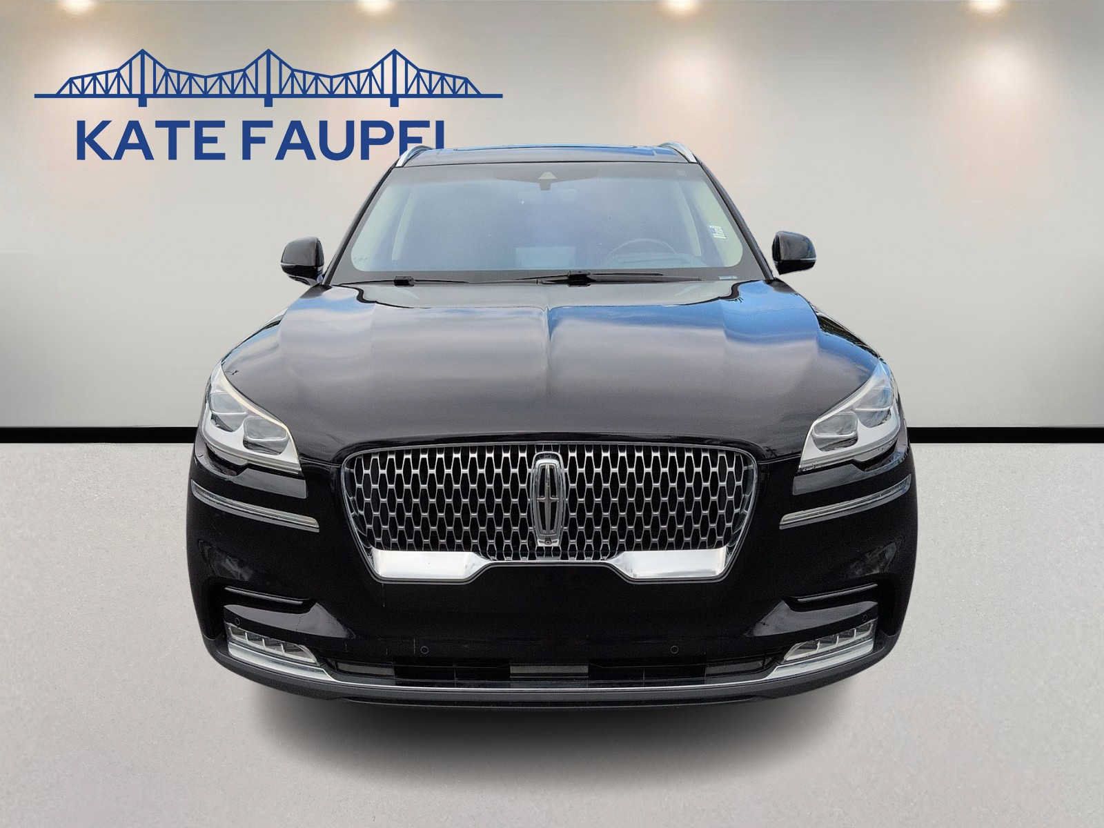 Used 2020 Lincoln Aviator Reserve w/ Equipment Group 202A AWD/4WD image 2